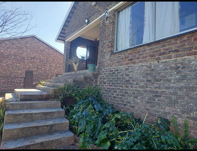 3 BEDROOM HOUSE FOR SALE IN VAALOEWER